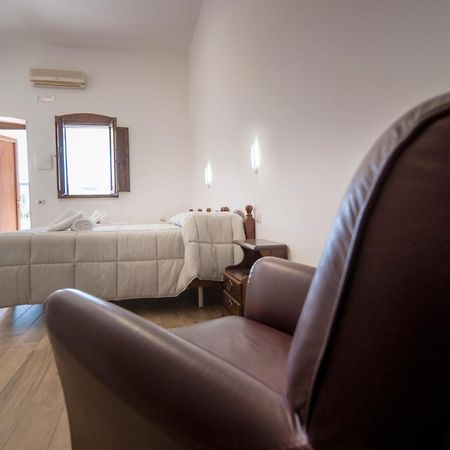 Agriturismo Le Matinelle มาเตรา ห้อง รูปภาพ