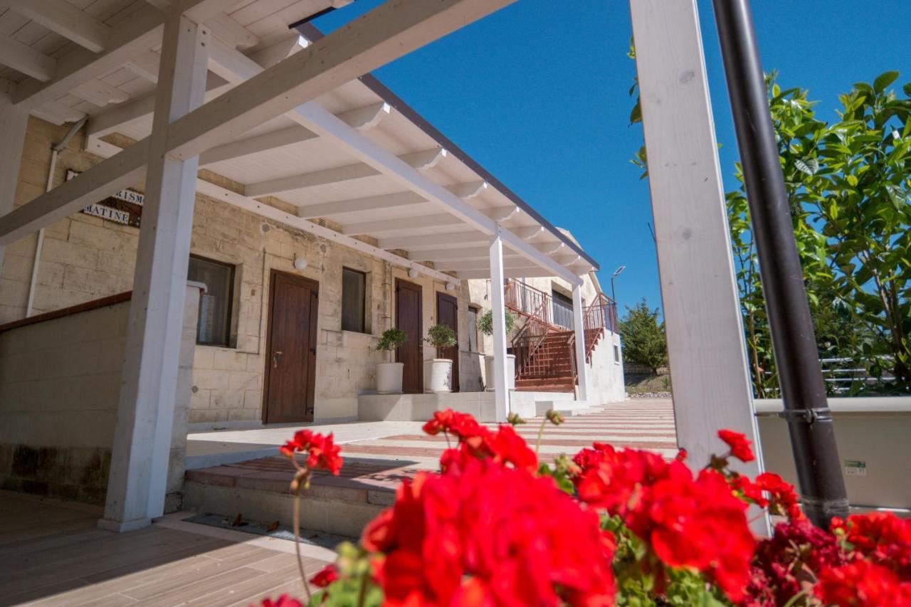 Agriturismo Le Matinelle มาเตรา ภายนอก รูปภาพ